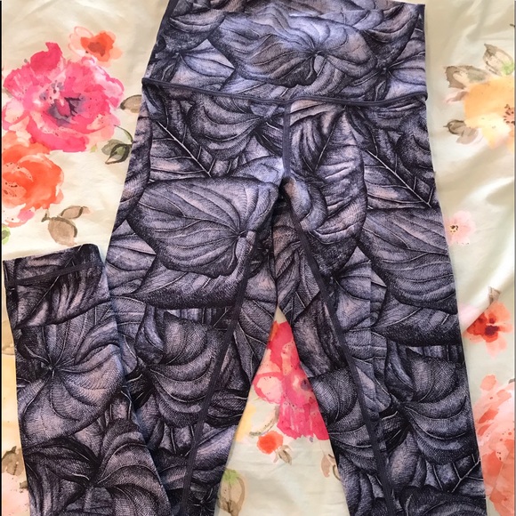 lululemon athletica Pants - Lululemon athletic blue leggings